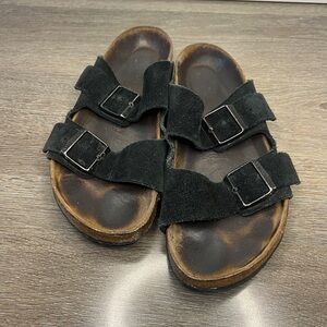 Black suede Arizona Birkenstocks - W8/M6